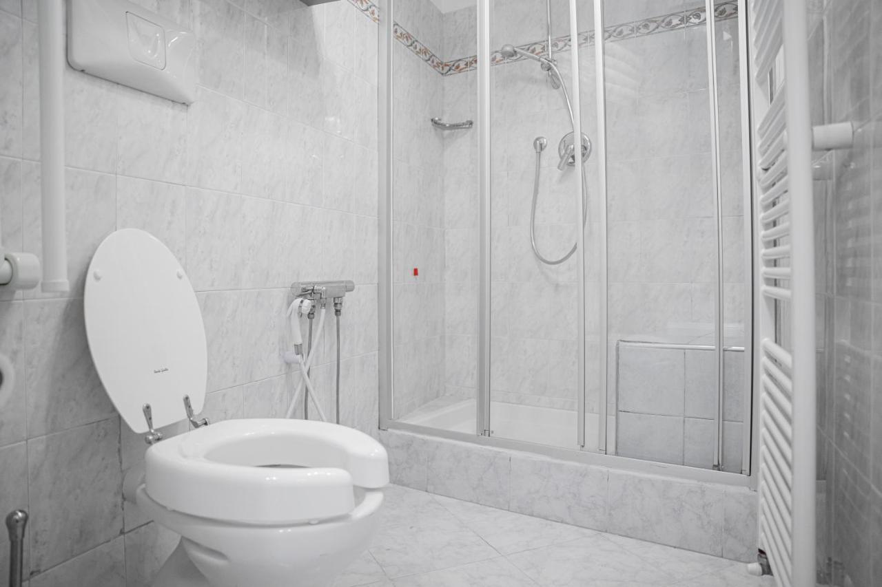 Timo - Villa Luisa: Con Vasca Idromassaggio Privata คาซาร์ซา ลิกูเร ภายนอก รูปภาพ